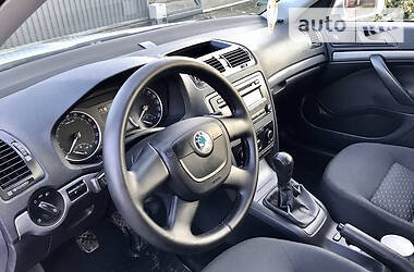 Універсал Skoda Octavia 2010 в 