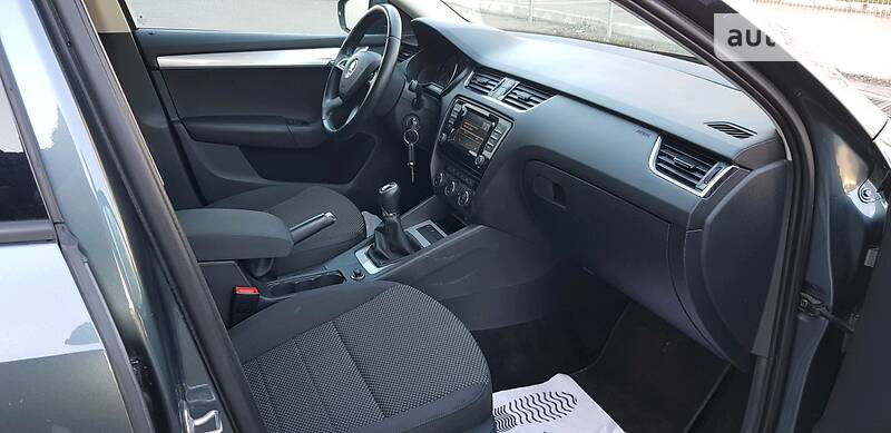 Універсал Skoda Octavia 2015 в Луцьку