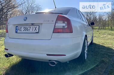 Седан Skoda Octavia 2012 в 
