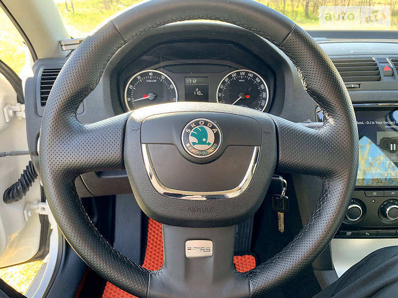 Седан Skoda Octavia 2012 в Кривому Розі