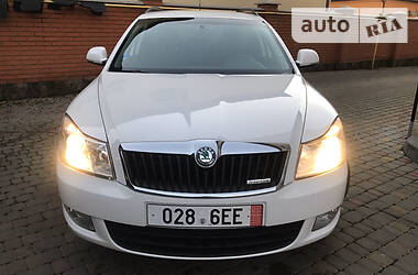 Універсал Skoda Octavia 2013 в 