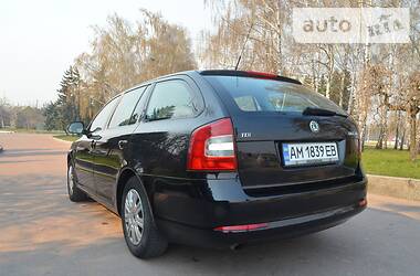 Універсал Skoda Octavia 2010 в 