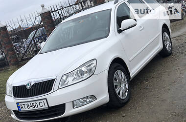 Универсал Skoda Octavia 2012 в 