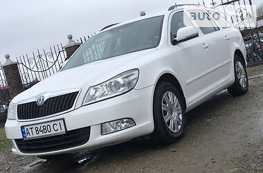 Универсал Skoda Octavia 2012 в 