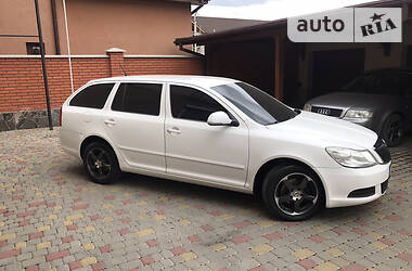 Універсал Skoda Octavia 2011 в 