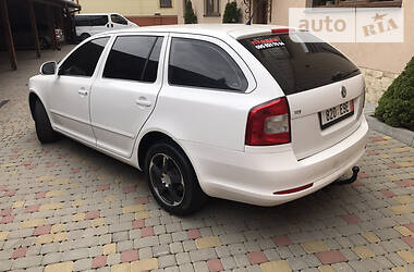 Універсал Skoda Octavia 2011 в 