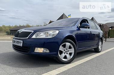 Універсал Skoda Octavia 2010 в 