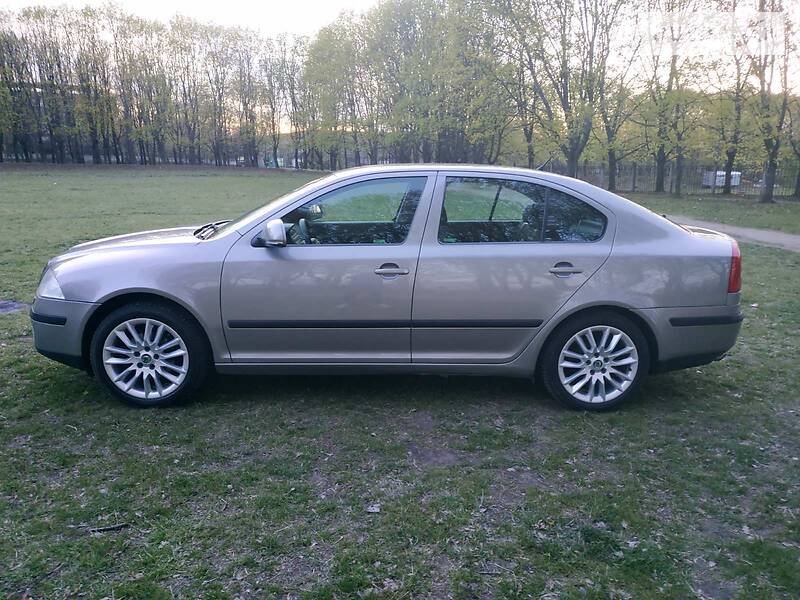 Хетчбек Skoda Octavia 2012 в Вінниці