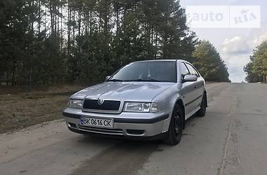 Хетчбек Skoda Octavia 1998 в 