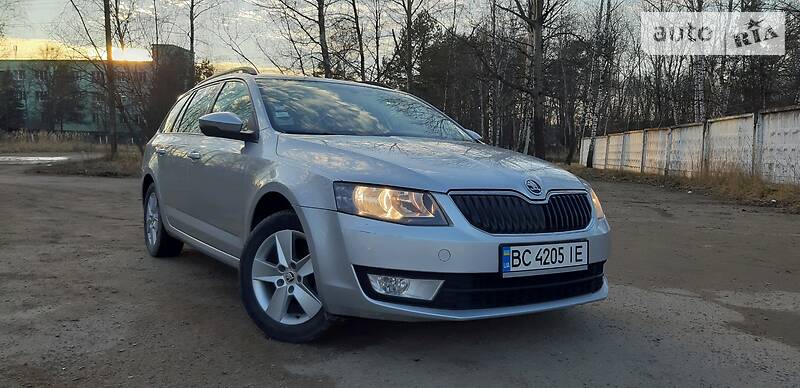 Універсал Skoda Octavia 2013 в Новояворівську