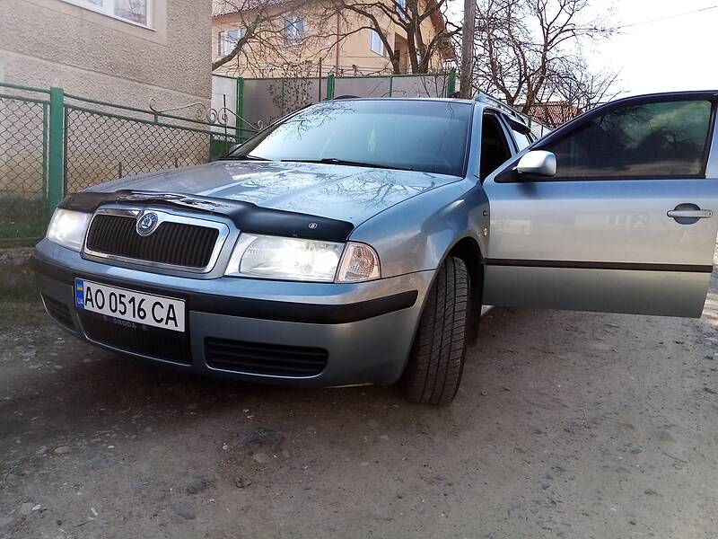 Универсал Skoda Octavia 2002 в Сваляве