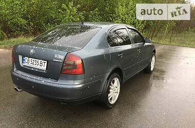 Лифтбек Skoda Octavia 2005 в Репках