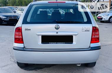 Універсал Skoda Octavia 2006 в 