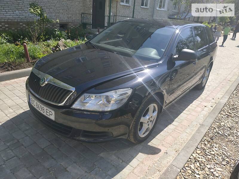Універсал Skoda Octavia 2012 в Самборі