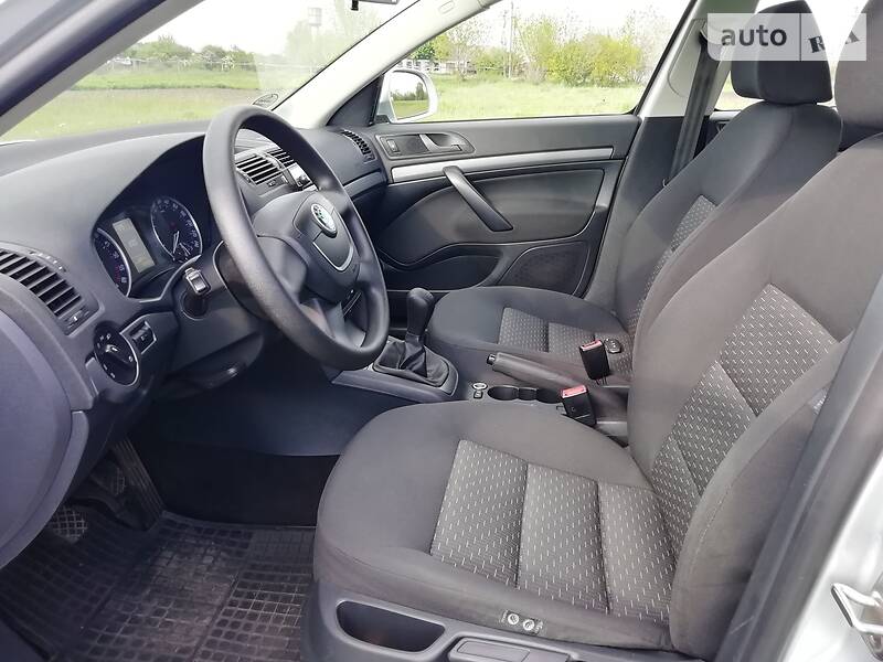 Універсал Skoda Octavia 2011 в Лубнах