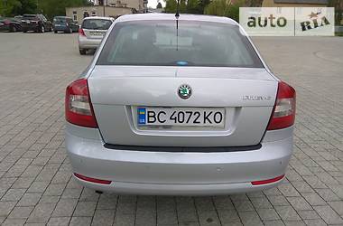 Седан Skoda Octavia 2011 в 