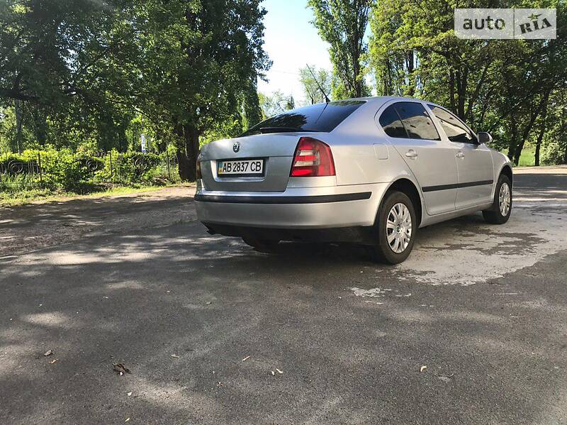 Седан Skoda Octavia 2006 в Києві