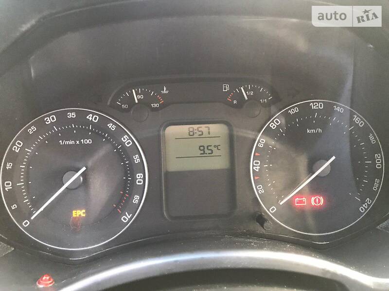 Седан Skoda Octavia 2006 в Києві