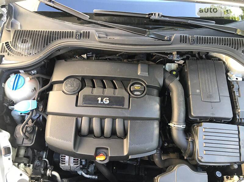 Седан Skoda Octavia 2006 в Києві