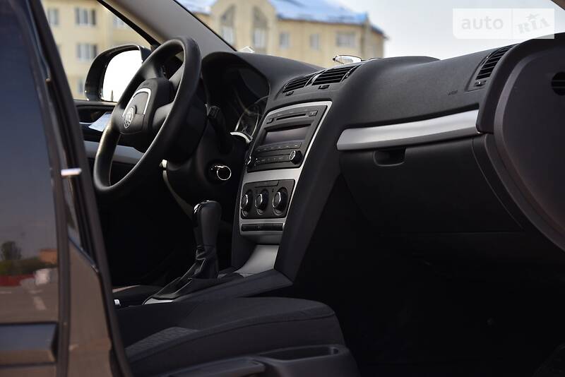 Універсал Skoda Octavia 2010 в Кам'янець-Подільському