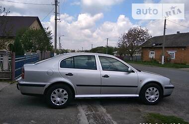 Хетчбек Skoda Octavia 2000 в 