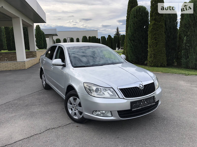 Седан Skoda Octavia 2012 в Дніпрі