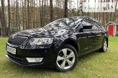 Хэтчбек Skoda Octavia 2015 в 