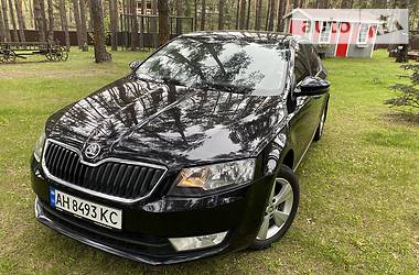 Хэтчбек Skoda Octavia 2015 в Киеве