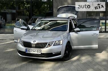 Универсал Skoda Octavia 2017 в Ужгороде