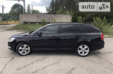 Универсал Skoda Octavia 2011 в Вараше