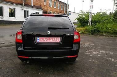 Універсал Skoda Octavia 2010 в 