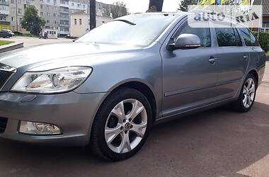 Універсал Skoda Octavia 2012 в Овручі