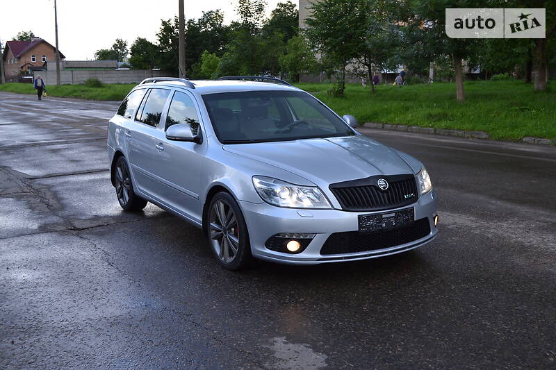 Універсал Skoda Octavia 2012 в Калуші