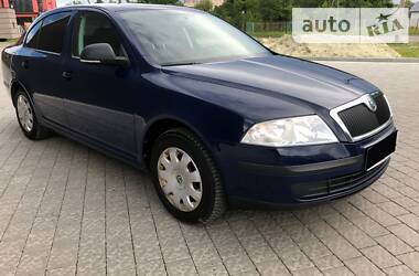 Седан Skoda Octavia 2012 в 