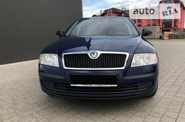 Седан Skoda Octavia 2012 в 