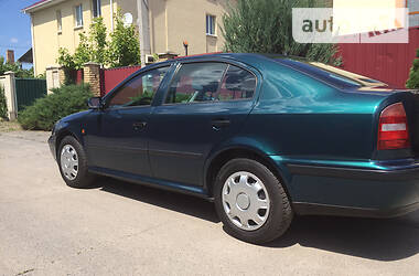 Хетчбек Skoda Octavia 1998 в Вінниці