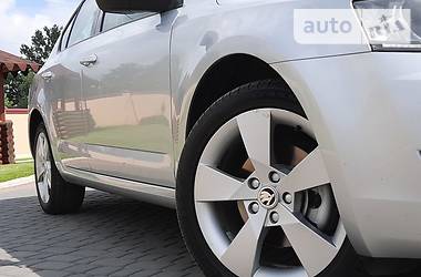 Хетчбек Skoda Octavia 2013 в 