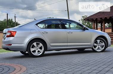 Хетчбек Skoda Octavia 2013 в 