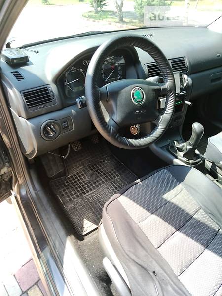 Седан Skoda Octavia 2008 в Миргороді