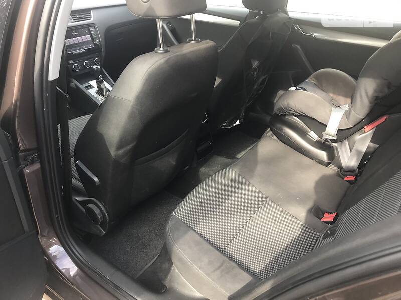 Универсал Skoda Octavia 2014 в Черновцах фото 16 Универсал Skoda Octavia 2014 в Черновцах