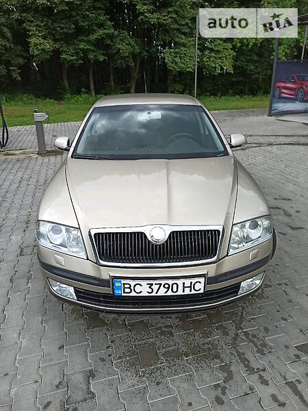 Хетчбек Skoda Octavia 2005 в Дрогобичі