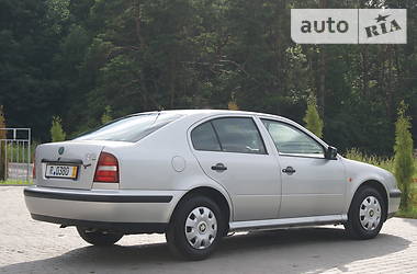 Хэтчбек Skoda Octavia 2000 в Бучаче