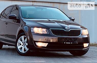 Хэтчбек Skoda Octavia 2015 в Одессе