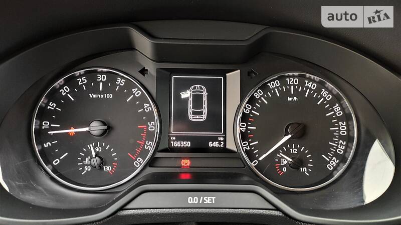 Універсал Skoda Octavia 2016 в Чернівцях