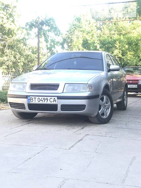 Хэтчбек Skoda Octavia 2000 в Геническе