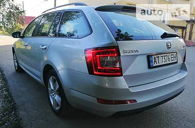 Універсал Skoda Octavia 2013 в 