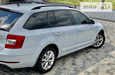 Універсал Skoda Octavia 2017 в 