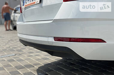 Універсал Skoda Octavia 2017 в 