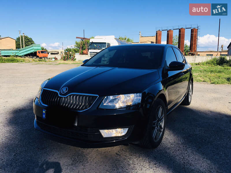 Лифтбек Skoda Octavia 2017 в Ивано-Франковске