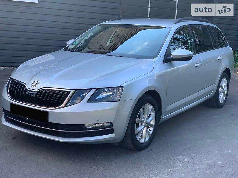 Универсал Skoda Octavia 2017 в Луцке